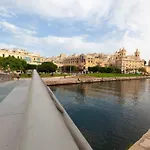 Stunning 1br In Charming Town Of Bormla By 360 Estates דירה Cospicua