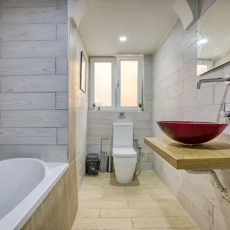 Apartment Stunning 1br In Charming Town Of Bormla By 360 Estates Cospicua