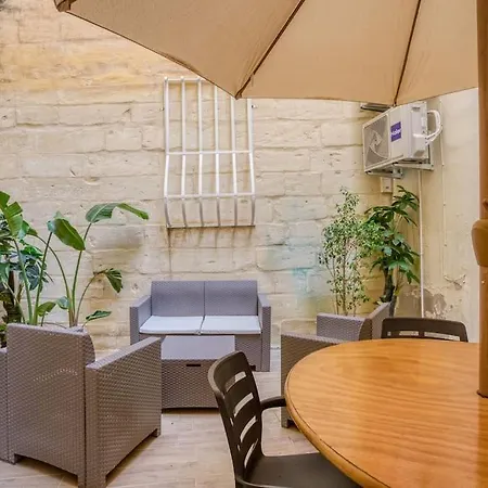 Apartamento Stunning 1br In Charming Town Of Bormla By 360 Estates