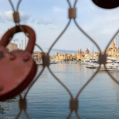 Stunning 1br In Charming Town Of Bormla By 360 Estates * Cospicua