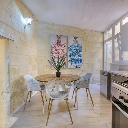 Stunning 1br In Charming Town Of Bormla By 360 Estates Appartamento *