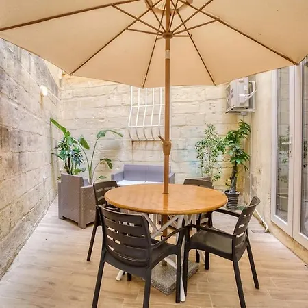 Apartamento Stunning 1br In Charming Town Of Bormla By 360 Estates *