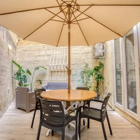 Apartment Stunning 1br In Charming Town Of Bormla By 360 Estates Cospicua