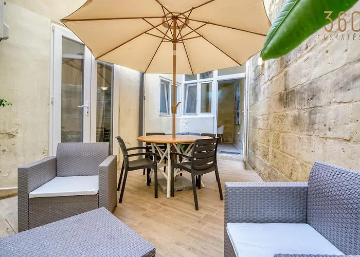 Stunning 1br In Charming Town Of Bormla By 360 Estates 아파트 Cospicua