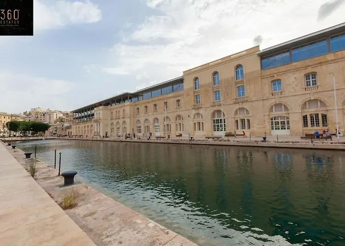 Stunning 1br In Charming Town Of Bormla By 360 Estates *