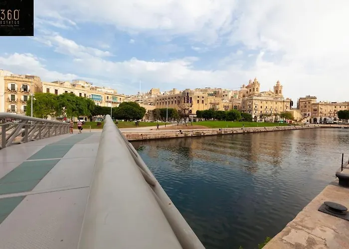 Stunning 1br In Charming Town Of Bormla By 360 Estates 아파트 Cospicua