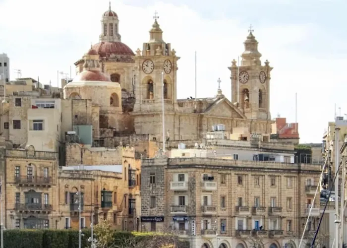 Stunning 1br In Charming Town Of Bormla By 360 Estates Cospicua